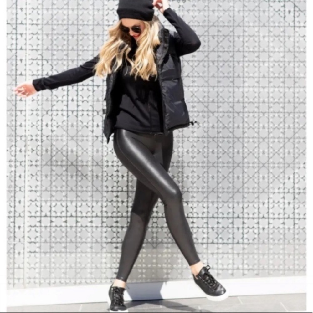 EUC Spanx Faux Leather Leggings